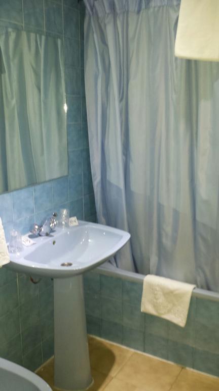 Mota del Marqués Hostal Botafumeiro المظهر الخارجي الصورة