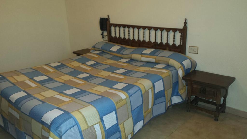 Mota del Marqués Hostal Botafumeiro المظهر الخارجي الصورة
