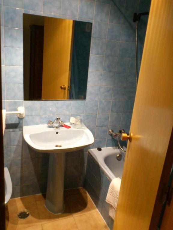 Mota del Marqués Hostal Botafumeiro المظهر الخارجي الصورة