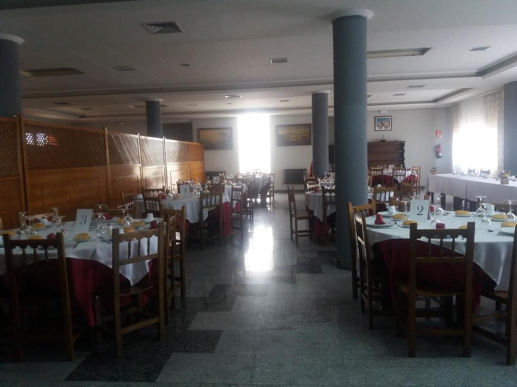 Mota del Marqués Hostal Botafumeiro المظهر الخارجي الصورة